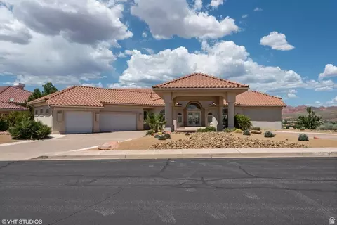1210 W Lions Head Dr, Washington, UT 84780