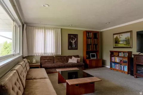 Living - 481 E 540 N, Centerville, UT 84014 photo 2 of 3