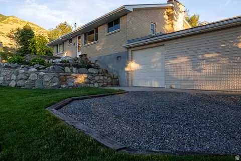 Exterior - 481 E 540 N, Centerville, UT 84014 photo 4 of 4