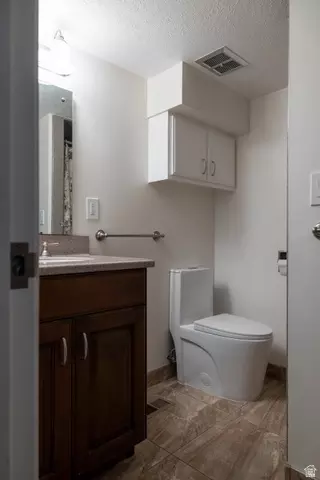 Bath - 481 E 540 N, Centerville, UT 84014 photo 3 of 3