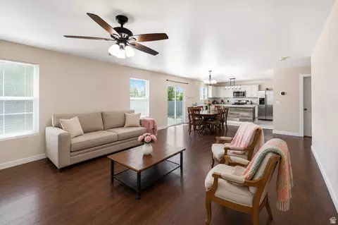 Living - 4328 N Maple Dr, Eagle Mountain, UT 84005 photo 5 of 7