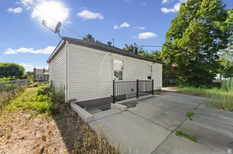 Exterior - 494 N Emery Ave, Orem, UT 84057 photo 3 of 5