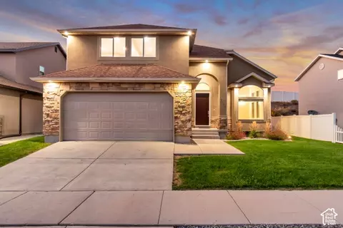 7462 S Sunset Maple Dr W, West Jordan, UT 84081