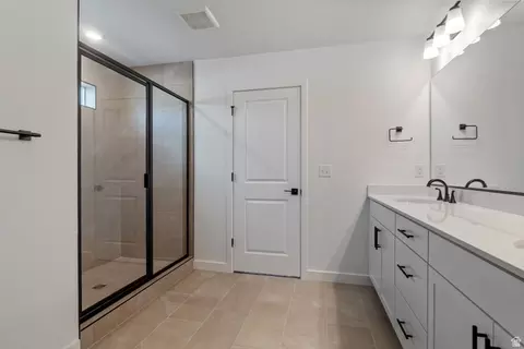 Bath - 5394 N Saddle Stone Dr #515, Eagle Mountain, UT 84005 photo 2 of 5
