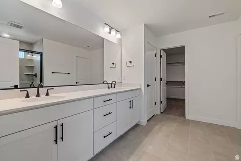 Bath - 5394 N Saddle Stone Dr #515, Eagle Mountain, UT 84005 photo 3 of 5