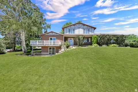 3825 N Westwood Dr, Pleasant View, UT 84414