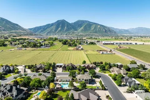 View/Area - 1476 W Elk View Cir, Mapleton, UT 84664 photo 7 of 10