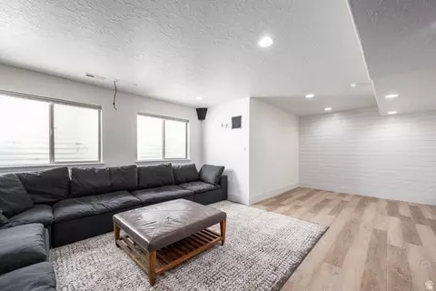 Living - 1476 W Elk View Cir, Mapleton, UT 84664 photo 6 of 6
