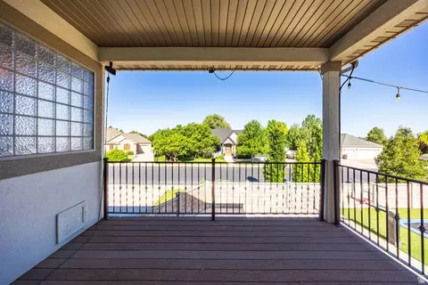 Exterior - 1476 W Elk View Cir, Mapleton, UT 84664 photo 7 of 27