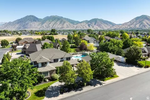 View/Area - 1476 W Elk View Cir, Mapleton, UT 84664 photo 3 of 10