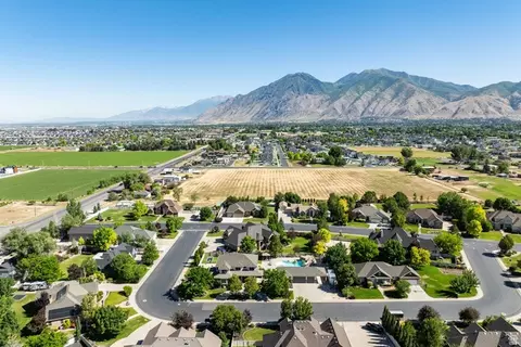View/Area - 1476 W Elk View Cir, Mapleton, UT 84664 photo 8 of 10