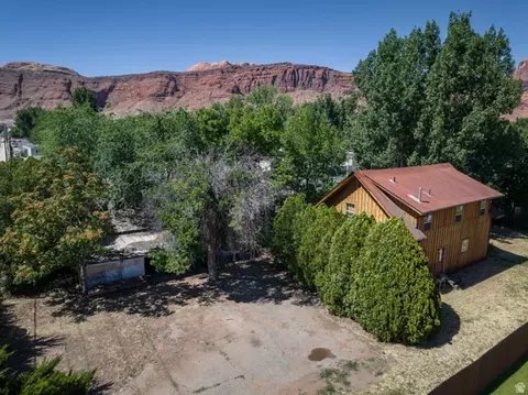 Exterior - 411 N 500 W, Moab, UT 84532 photo 15 of 17