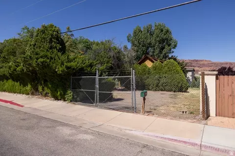 Exterior - 411 N 500 W, Moab, UT 84532 photo 16 of 17