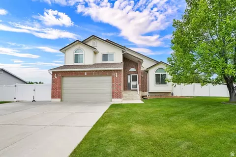 2334 N 2350 W, Clinton, UT 84015