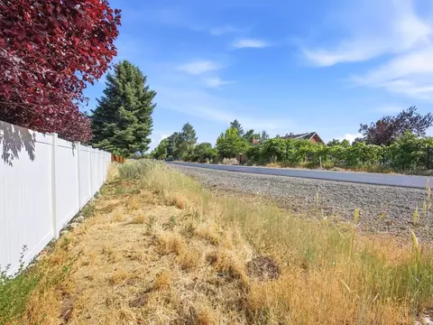 Exterior - 1032 E 1010 N, Orem, UT 84097 photo 16 of 18