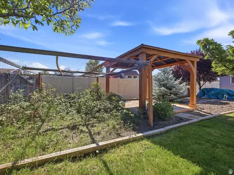 Exterior - 1032 E 1010 N, Orem, UT 84097 photo 14 of 18