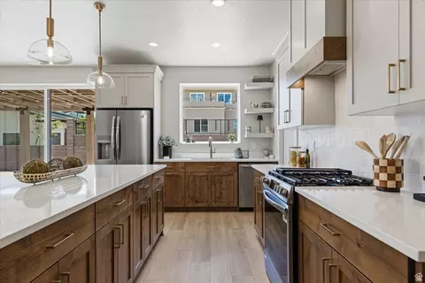 Kitchen - 296 E 1100 N, Hurricane, UT 84737 photo 3 of 3