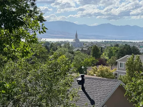 View/Area - 302 W 1700 S, Orem, UT 84058 photo 1 of 2