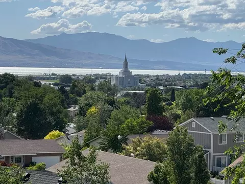 View/Area - 302 W 1700 S, Orem, UT 84058 photo 2 of 2