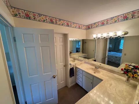Bath - 302 W 1700 S, Orem, UT 84058 photo 1 of 7