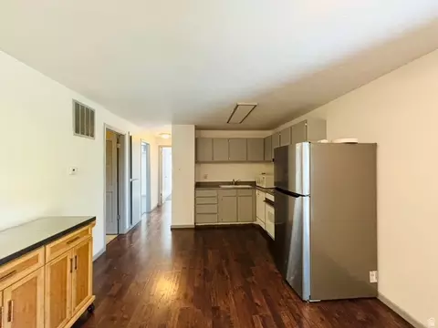 333 E 4500 S #13, Murray, UT 84107