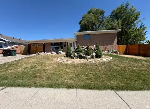 604 W Spacerama Dr S, Murray, UT 84123