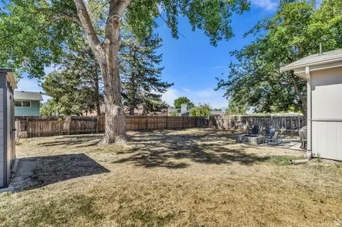 Exterior - 402 E 10185 S, Sandy, UT 84070 photo 5 of 5