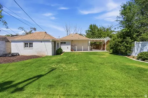Exterior - 915 S 400 E, Orem, UT 84097 photo 5 of 10