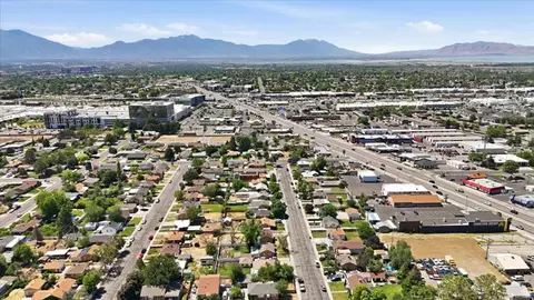 View/Area - 915 S 400 E, Orem, UT 84097 photo 2 of 7