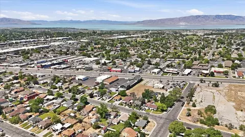 View/Area - 915 S 400 E, Orem, UT 84097 photo 3 of 7