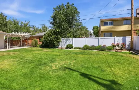 Exterior - 915 S 400 E, Orem, UT 84097 photo 7 of 10