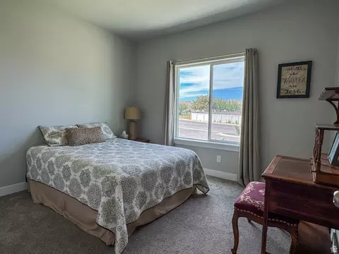 Bedroom - 3556 E Royal Dornoch Dr, Eagle Mountain, UT 84005 photo 2 of 4