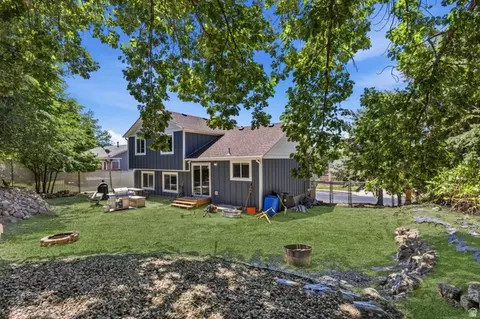 Exterior - 910 W Red Oaks Dr, Murray, UT 84123 photo 5 of 7