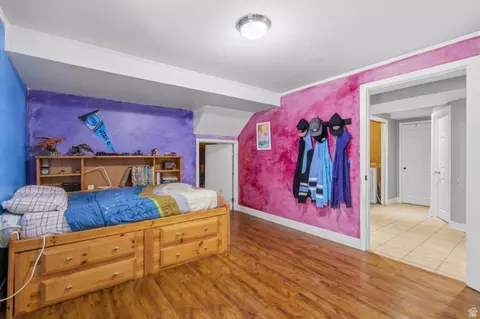 Bedroom - 910 W Red Oaks Dr, Murray, UT 84123 photo 6 of 7