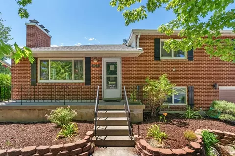 601 W La Salle Dr S, Murray, UT 84123