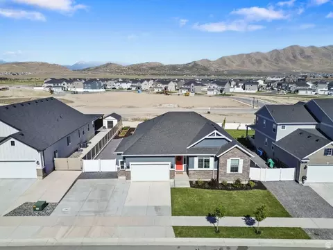 View/Area - 5420 N Cliffrose Dr, Eagle Mountain, UT 84005 photo 1 of 4