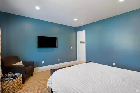 Bedroom - 5420 N Cliffrose Dr, Eagle Mountain, UT 84005 photo 2 of 6