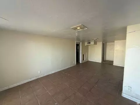 Living - 210 E Center S, Gunnison, UT 84634 photo 1 of 2