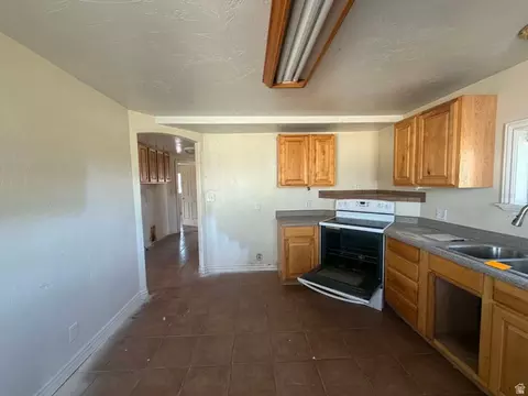 Kitchen - 210 E Center S, Gunnison, UT 84634 photo 2 of 2