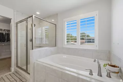 Bath - 362 S 400 E, Centerville, UT 84014 photo 5 of 6