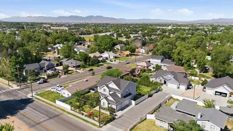 View/Area - 362 S 400 E, Centerville, UT 84014 photo 7 of 9