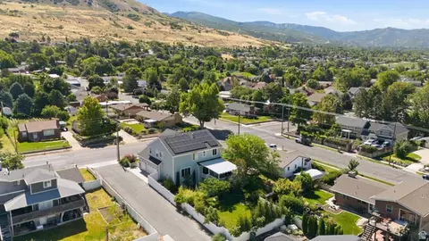 View/Area - 362 S 400 E, Centerville, UT 84014 photo 8 of 9