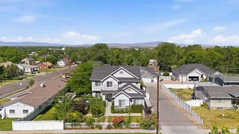 View/Area - 362 S 400 E, Centerville, UT 84014 photo 1 of 9