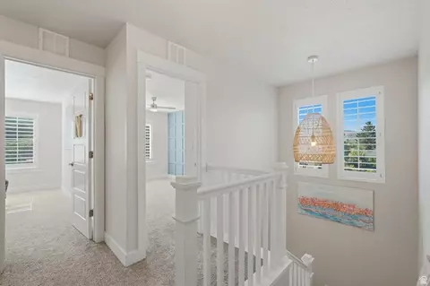 Entry Way - 362 S 400 E, Centerville, UT 84014 photo 2 of 3