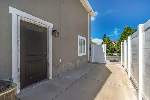 Exterior - 2043 S 160 E, Orem, UT 84058 photo 4 of 7
