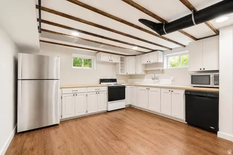Kitchen - 345 E 200 N, Springville, UT 84663 photo 5 of 5
