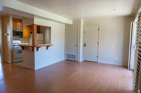 Living - 415 E Creekside Cir S #C, Murray, UT 84107 photo 1 of 5
