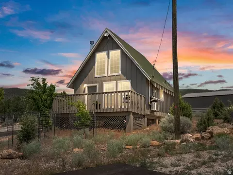 Exterior - 22630 N Spring View Dr E, Fairview, UT 84629 photo 4 of 9