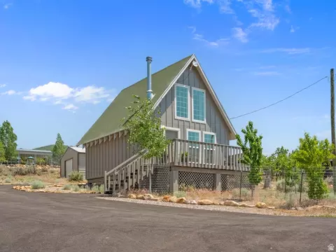 Exterior - 22630 N Spring View Dr E, Fairview, UT 84629 photo 8 of 9