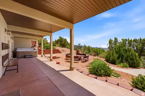 Exterior - 75 N 200 E, Alton, UT 84710 photo 6 of 9